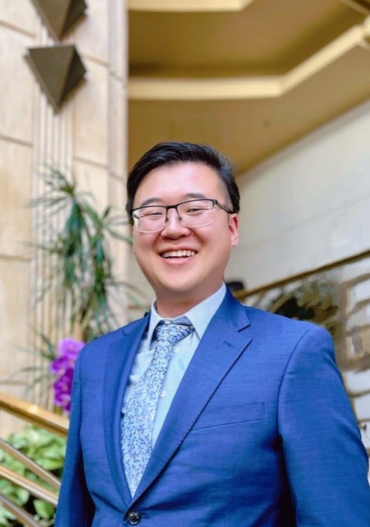 Ran Chen - AI Engineer, CFP®